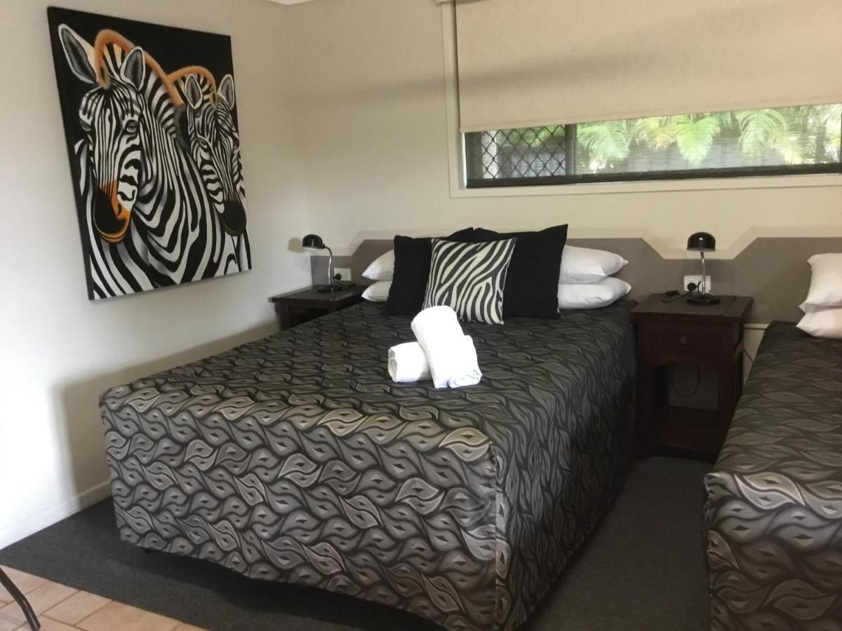 Golden Palms Motor Inn Bundaberg Luaran gambar