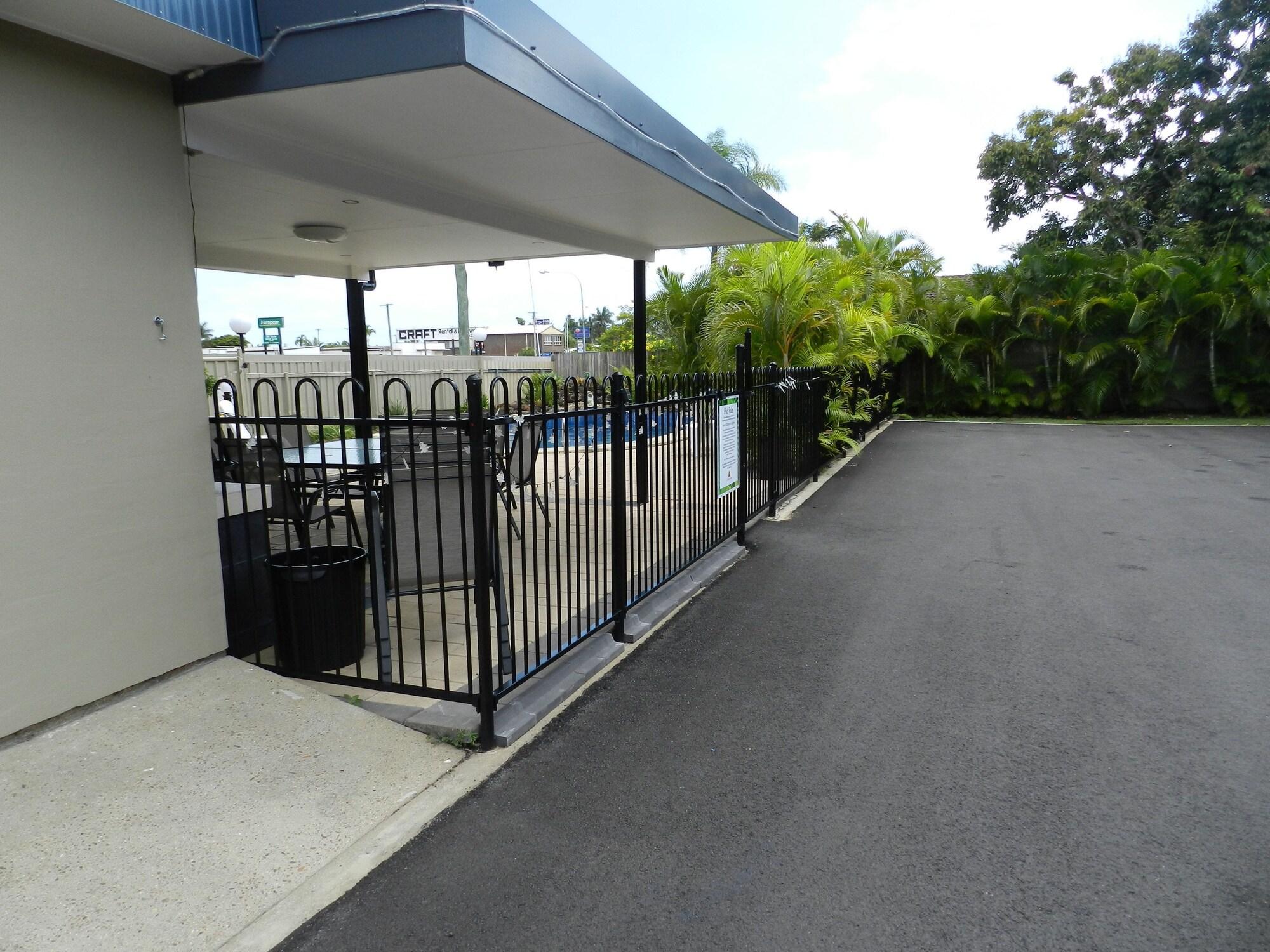 Golden Palms Motor Inn Bundaberg Luaran gambar