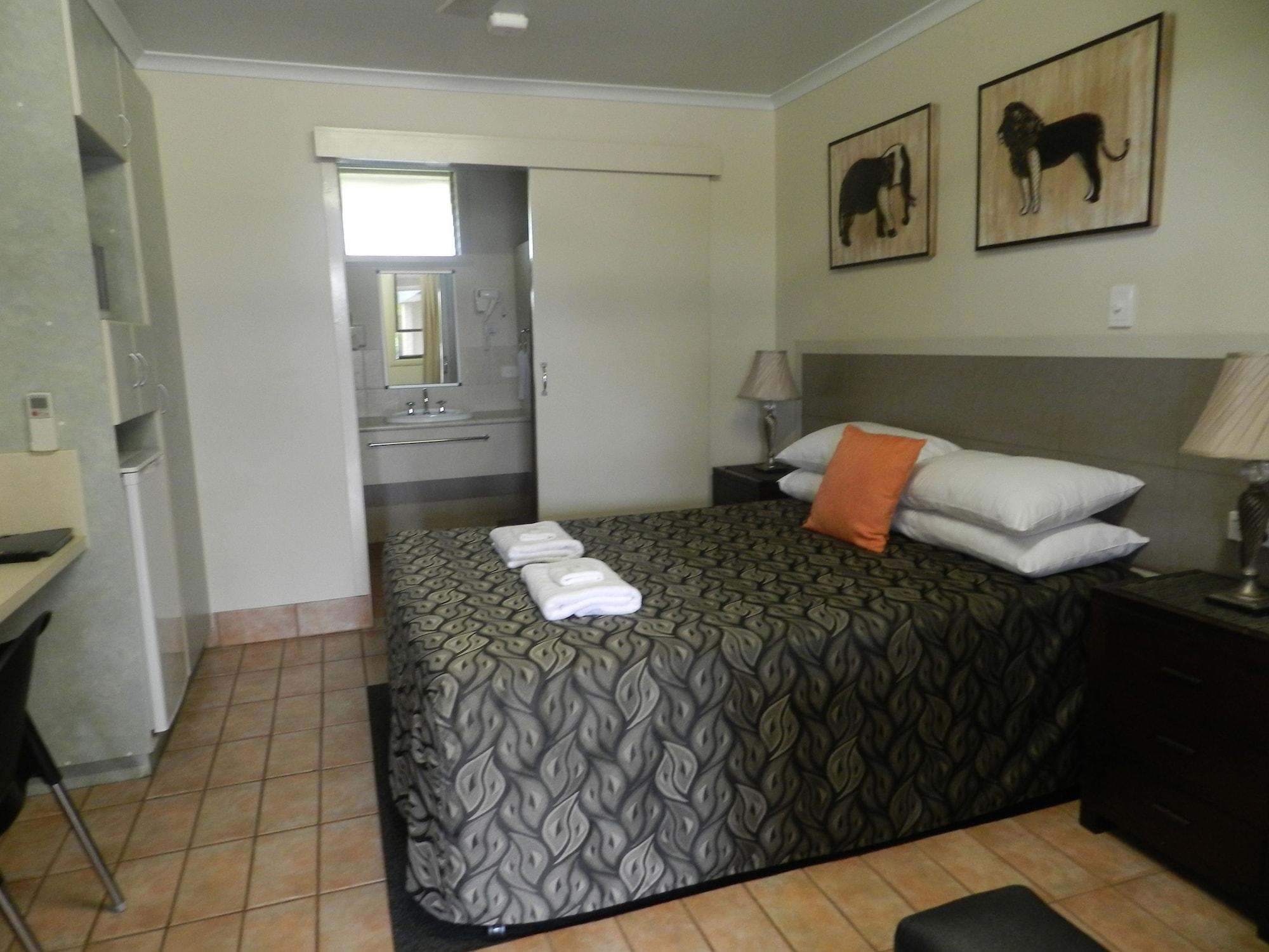 Golden Palms Motor Inn Bundaberg Luaran gambar