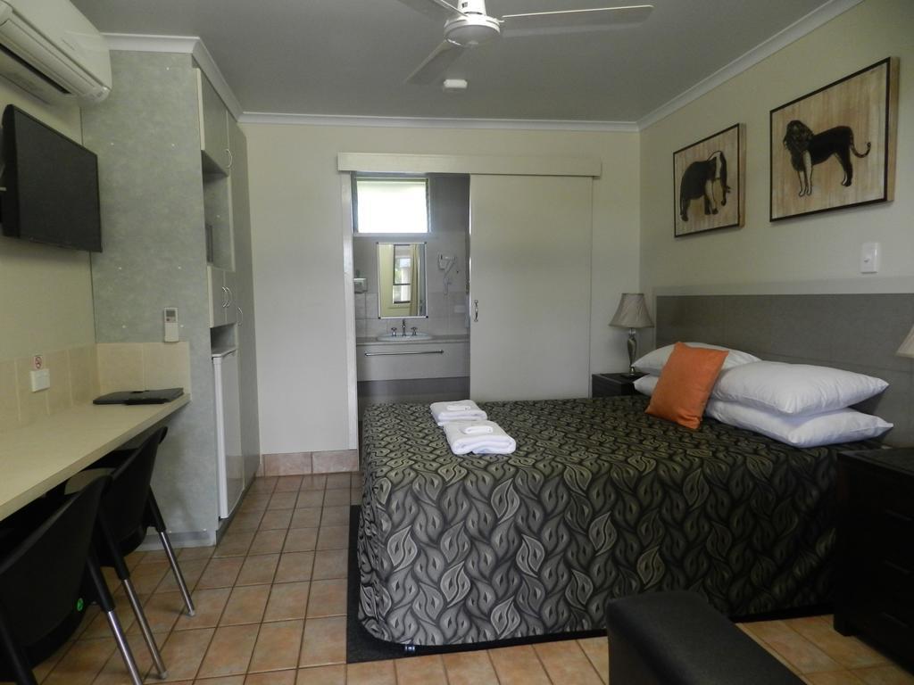 Golden Palms Motor Inn Bundaberg Luaran gambar
